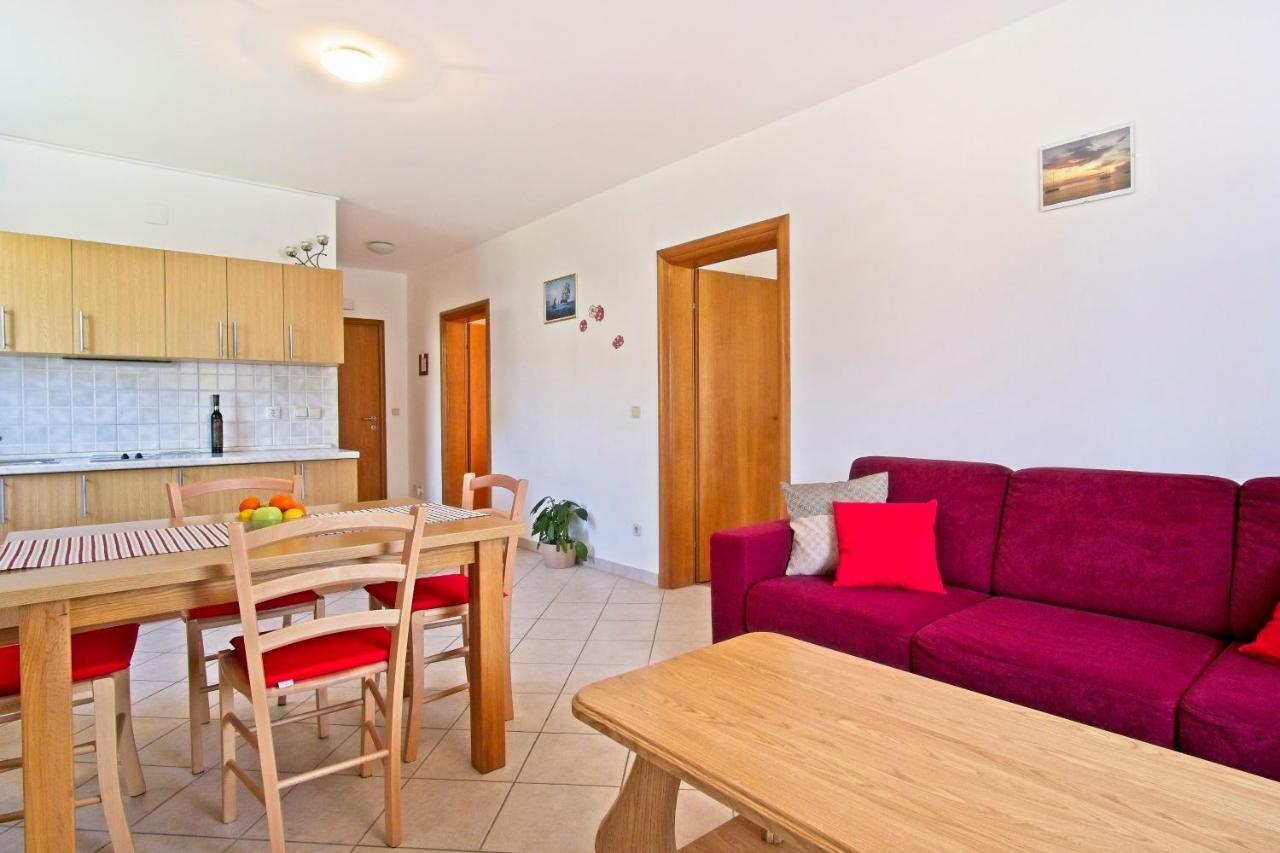 Apartment Chiara Martinscica Extérieur photo